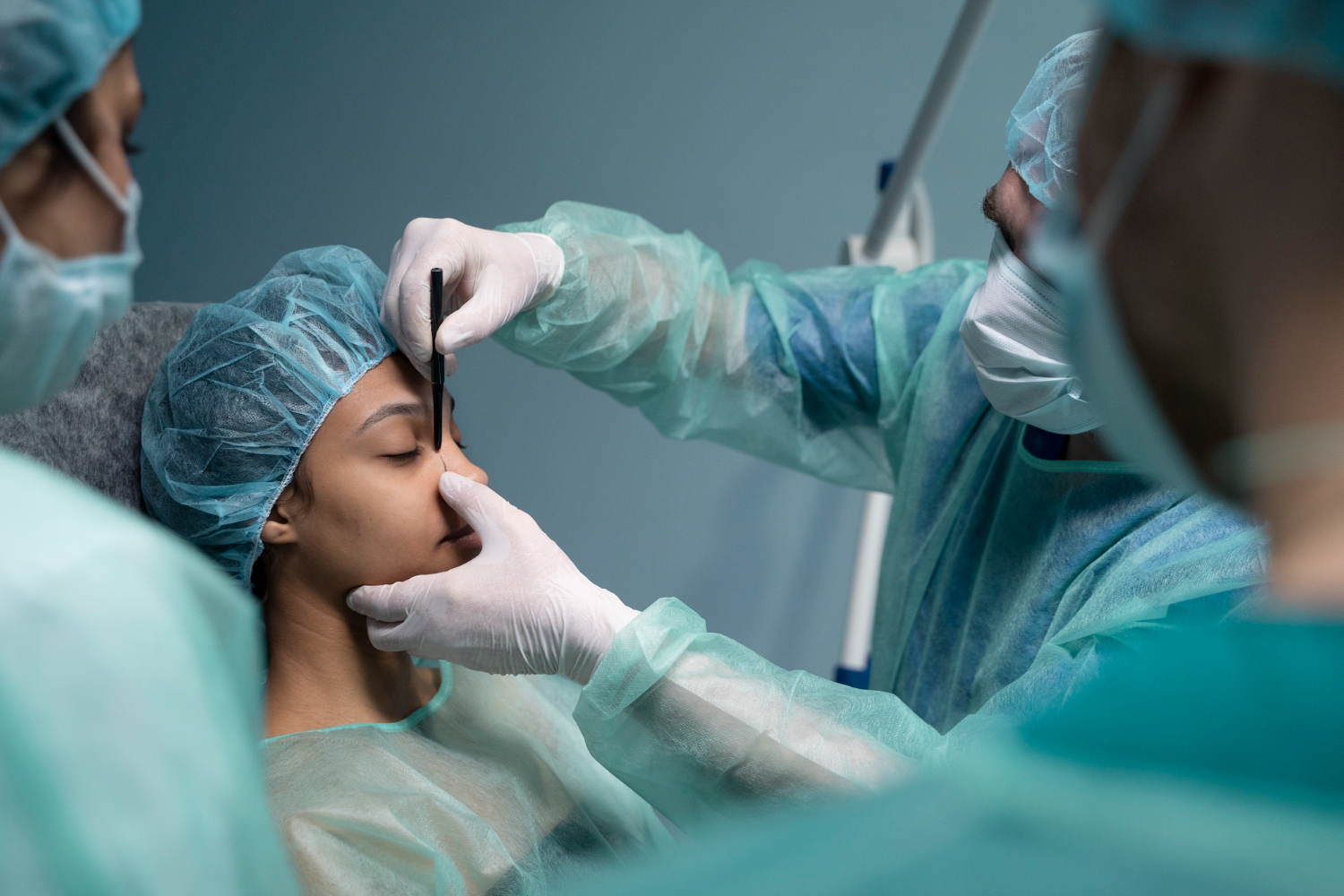 Plastic Surgery & Aesthetics